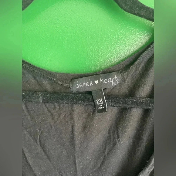 CLEARANCE! Derek Heart Plus Size 2X Long Sleeve Black Shirt GUC! - Picture 3 of 4